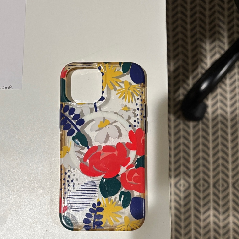 Tech21 Flora Pattern Phone 12 mini Case